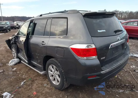 2012 Toyota Highlander Se V6 z USA, uszkodzony, nr VIN 5TDBK3EH2CS142967